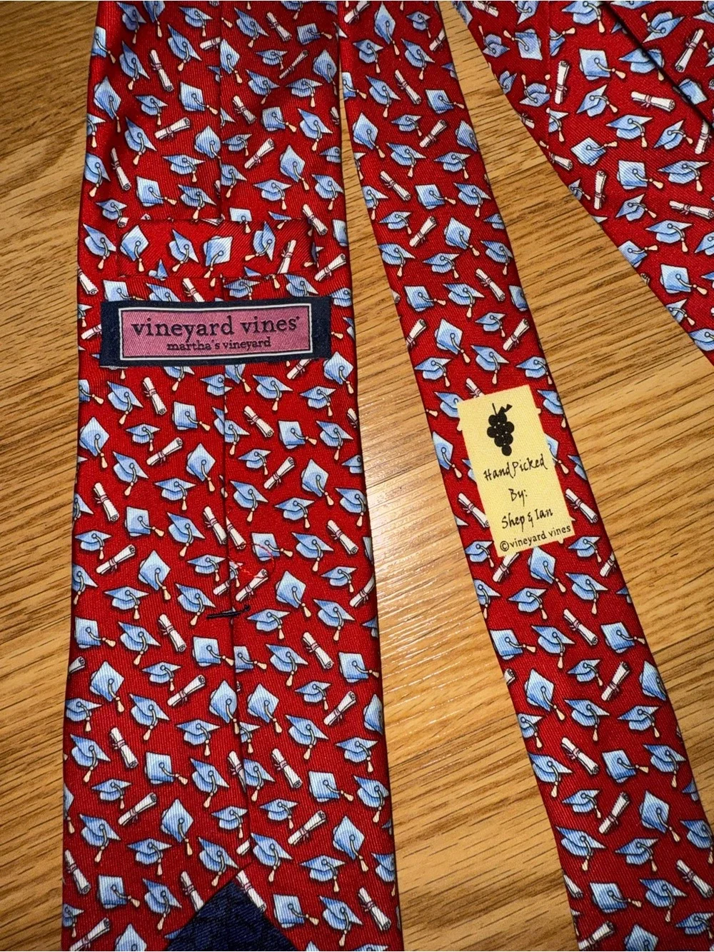 Vineyard Vines gently loved